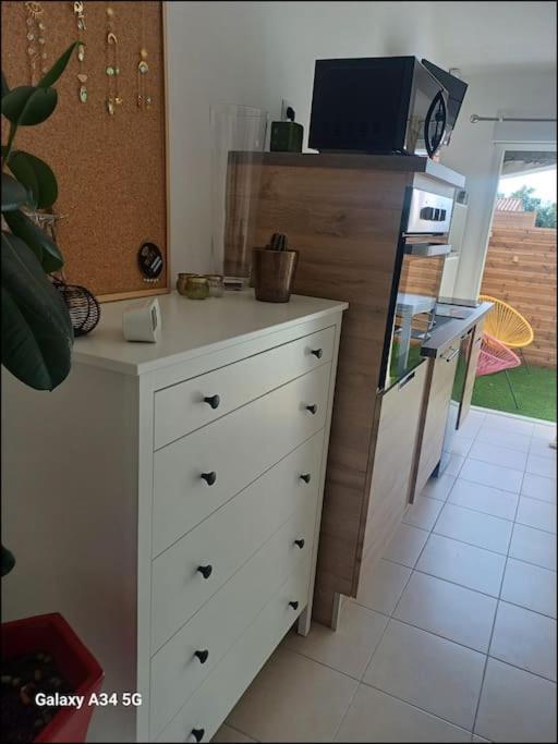 Studio Mi Casa Es Su Casa Vauvert Bagian luar foto